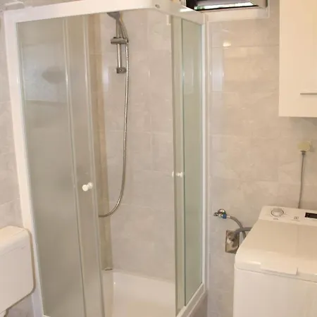 Apartment By The Sea Podgora, Makarska - 21378 Podgora (Split-Dalmatia)